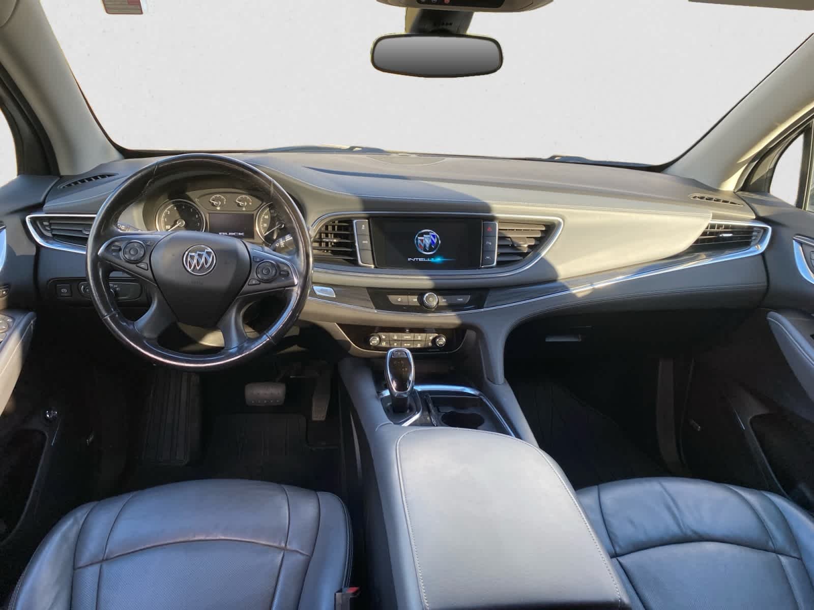 Used 2018 Includes Spectra Gray lower exterior accent color.) Buick Premium image 16