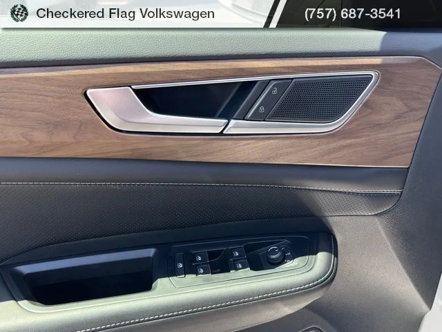 New 2026 White Volkswagen 2.0T SE w/Technology image 14