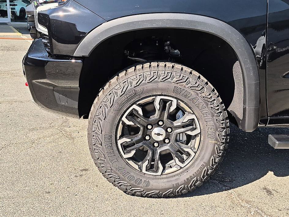 New 2026 Black Chevrolet ZR2 image 10