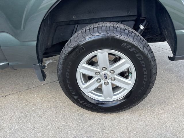 Used 2021 Green Ford XLT image 10