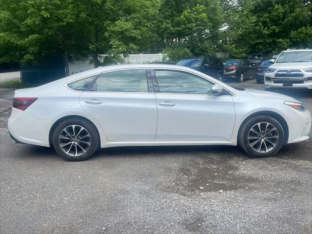 Certified Used 2016 BLIZZARD PEARL Toyota  image 11