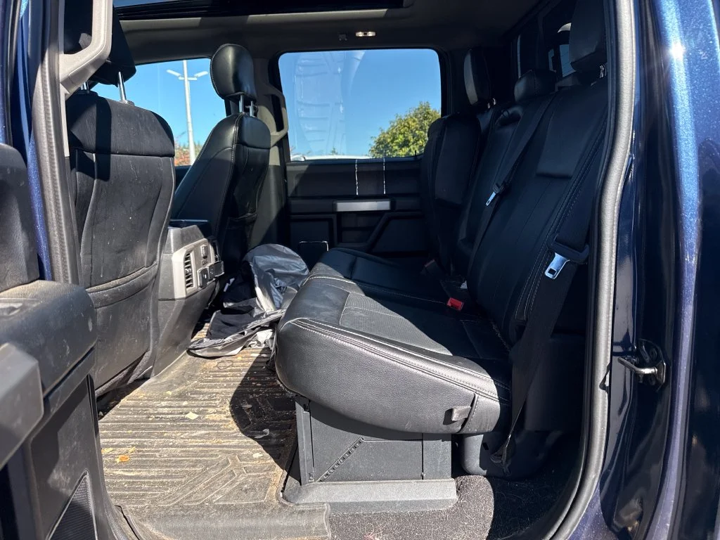 Used 2020 Blue Ford Lariat image 8