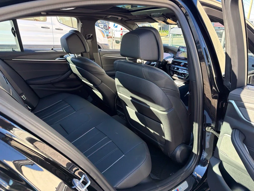 Used 2023 Black BMW M550i xDrive image 18