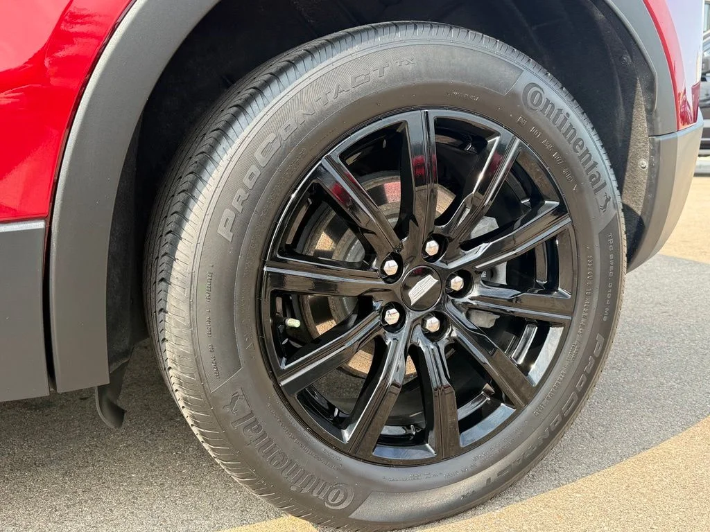 Used 2019 Red Cadillac Sport image 26