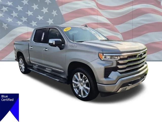 Used 2024 Gray Chevrolet High Country image 2