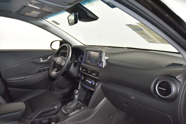 Used 2021 Black Hyundai Ultimate image 15