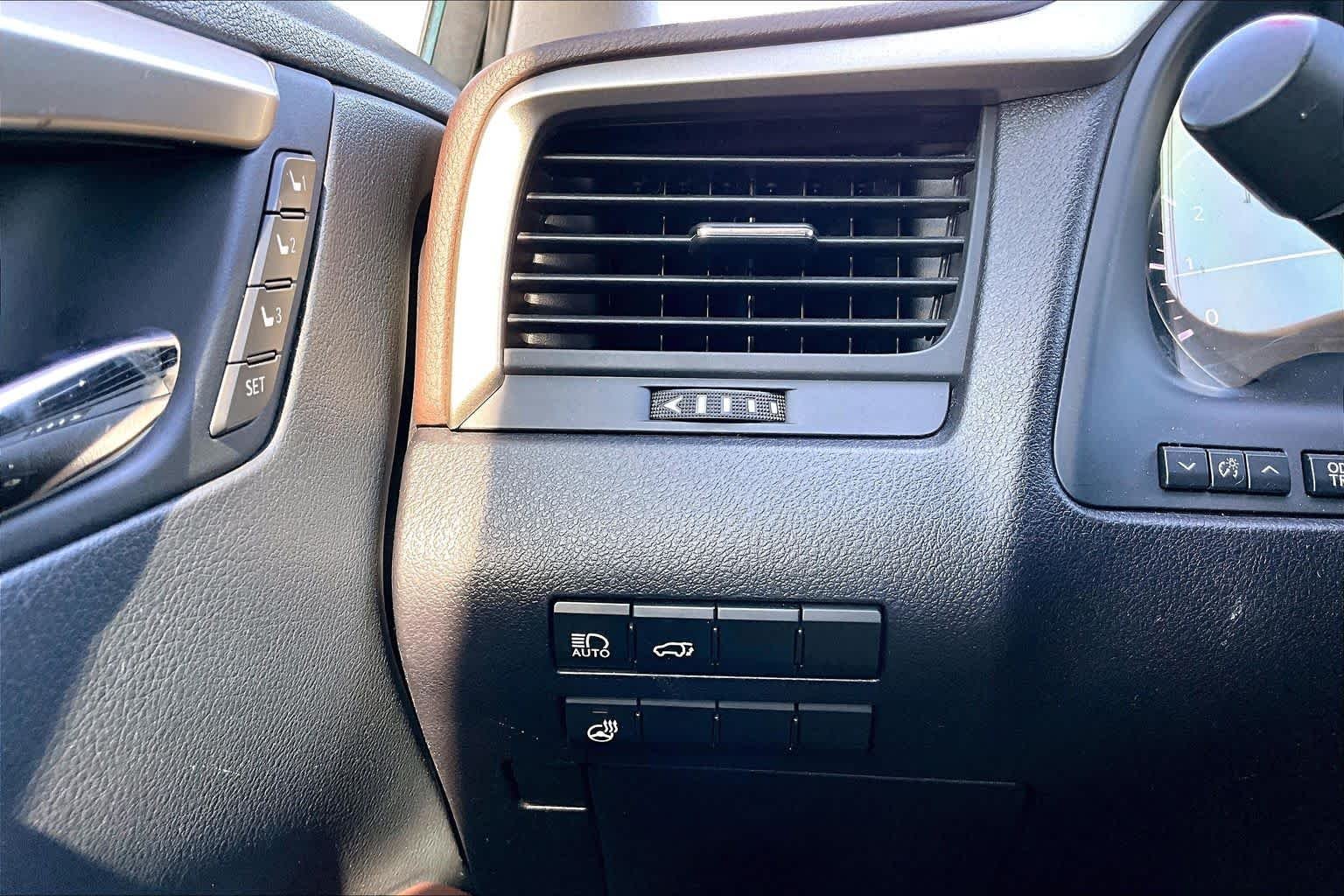 Used 2019 Matador Red Mica Lexus  image 36