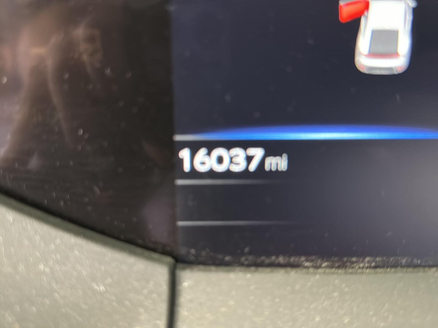 Used 2023 Guardian Gray Toyota XLE image 15