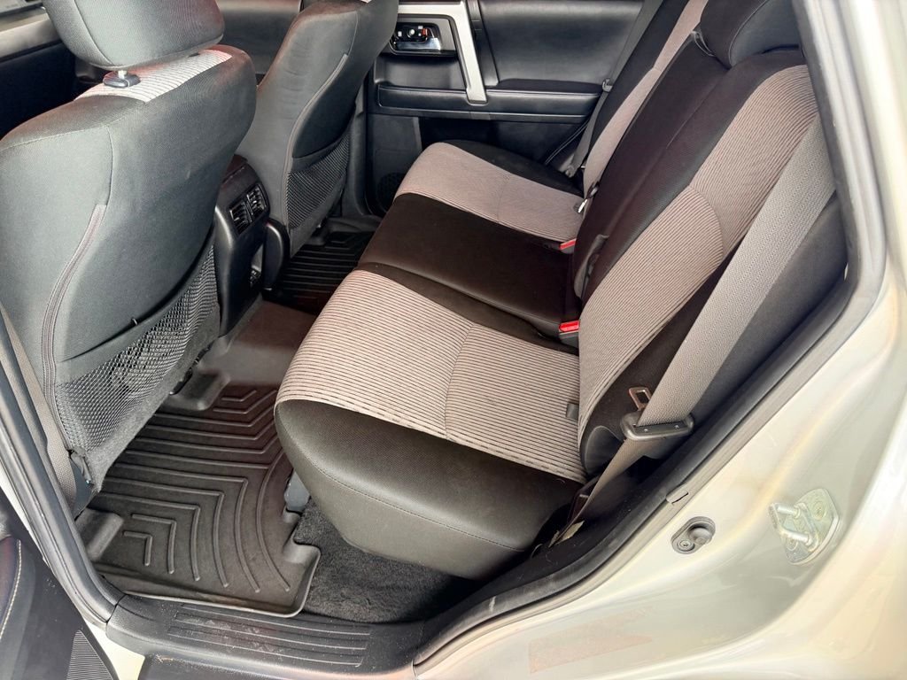 Used 2021 Silver Toyota SR5 image 29