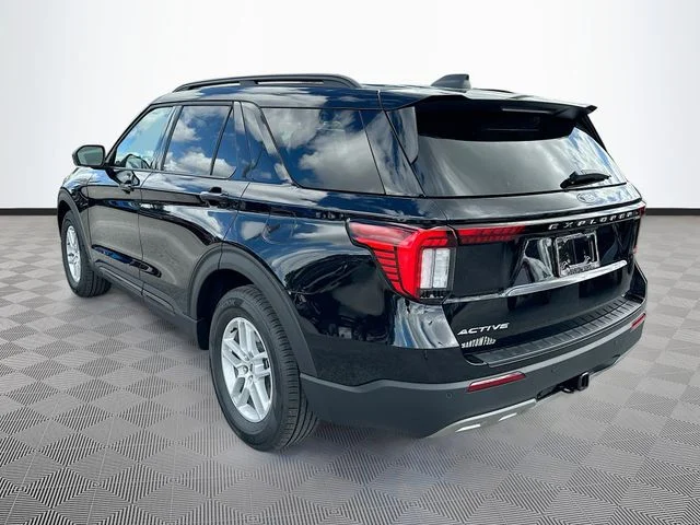 New 2026 Black Metallic Ford Active image 4