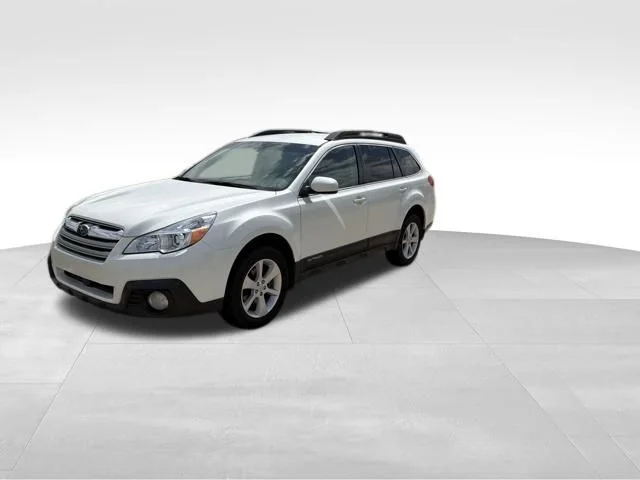Used 2013 White Subaru 2.5i Premium image 7