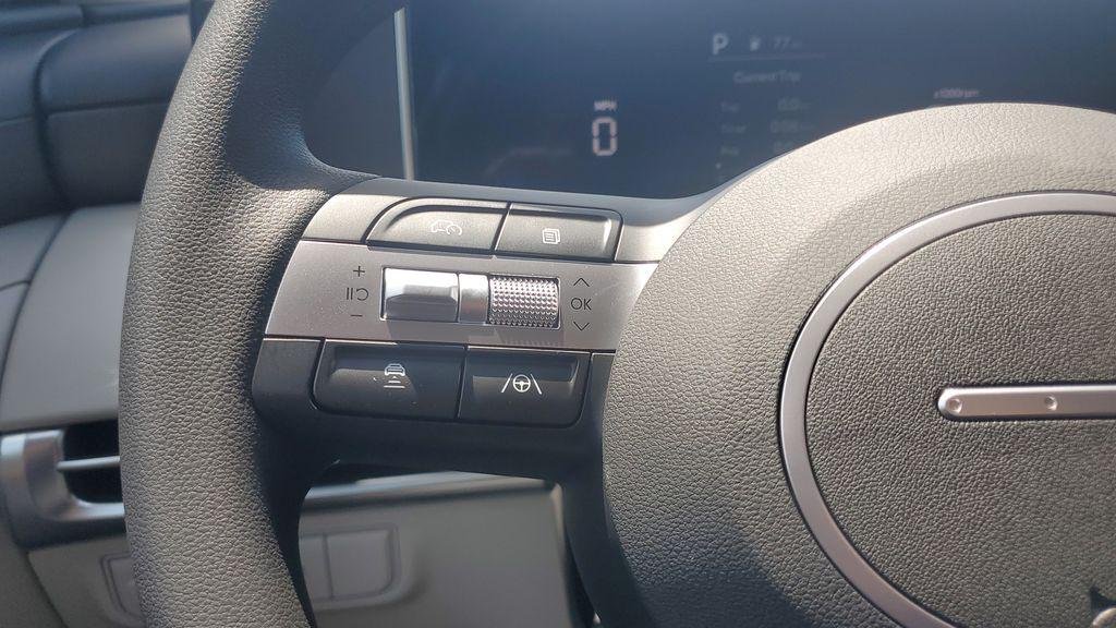New 2026 Silver Hyundai SEL Plus FWD image 21
