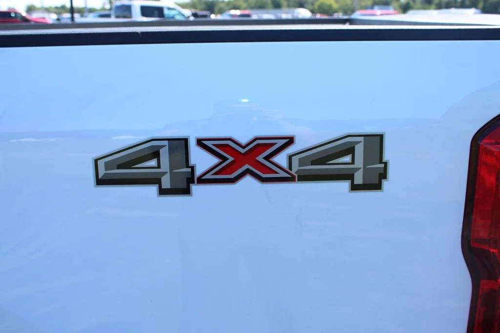 New 2026 Oxford White Ford F-350® XLT image 9