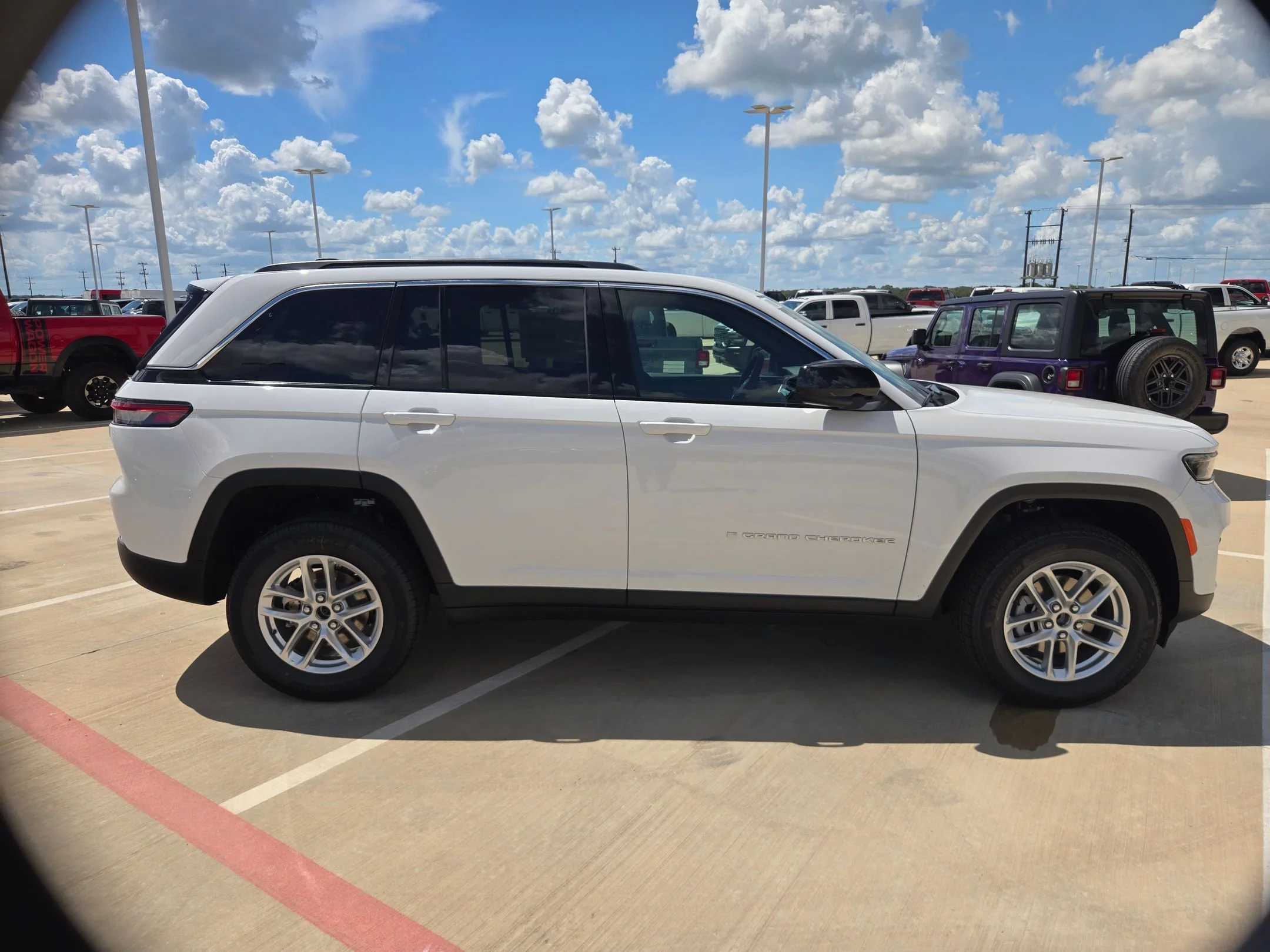 New 2026 Bright White Clearcoat Jeep Laredo X image 2