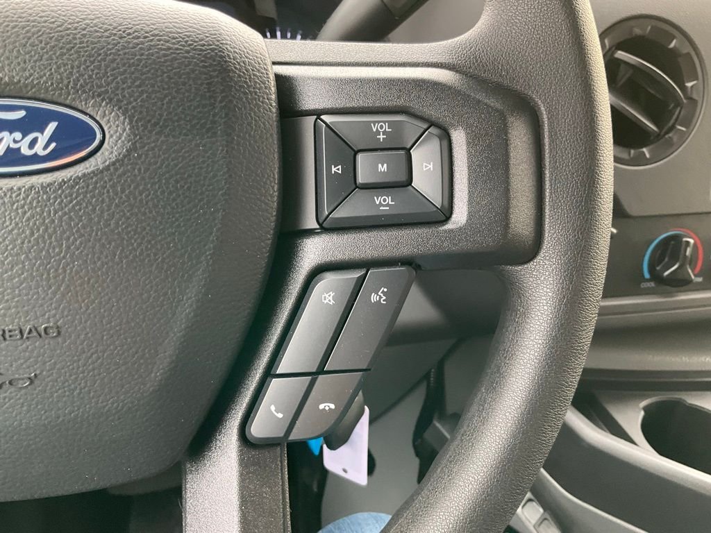 New 2026 Oxford White Ford E-350 SRW image 27