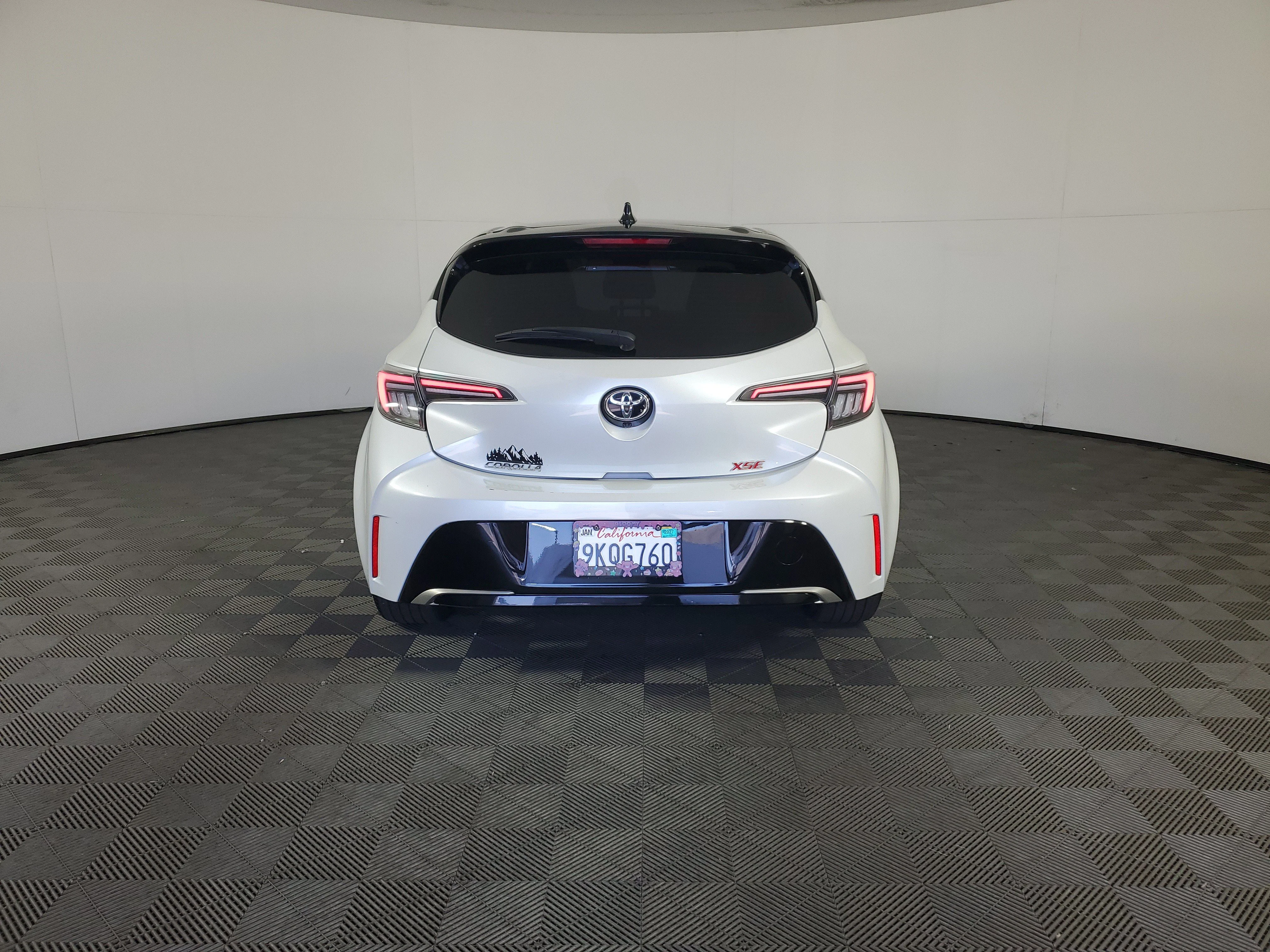 Used 2024 Wind Chill Pearl/Midnight Black Metallic Toyota XSE image 5