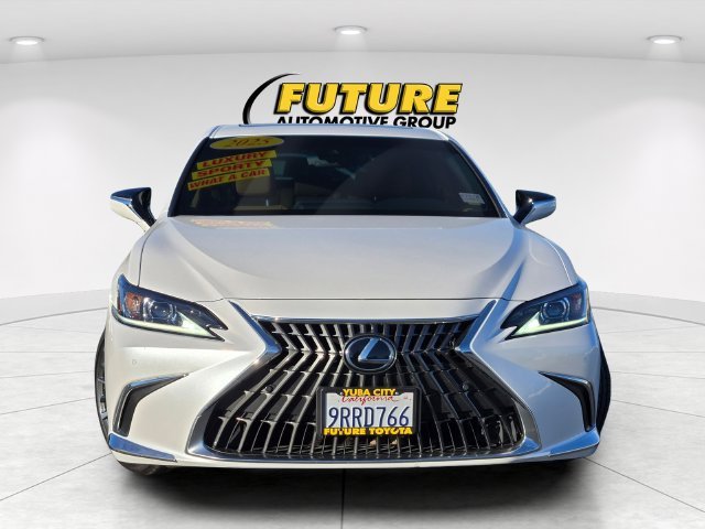 Used 2025 White Lexus 350 image 2