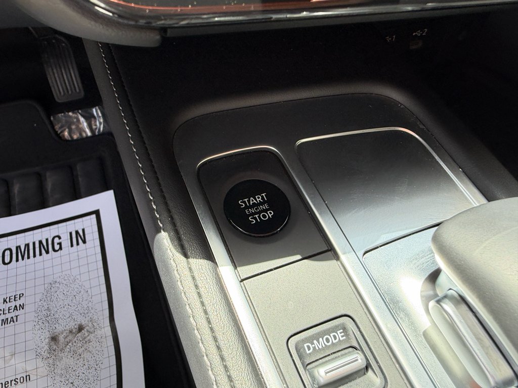 Used 2025 Shadow Black Ford LARIAT image 8