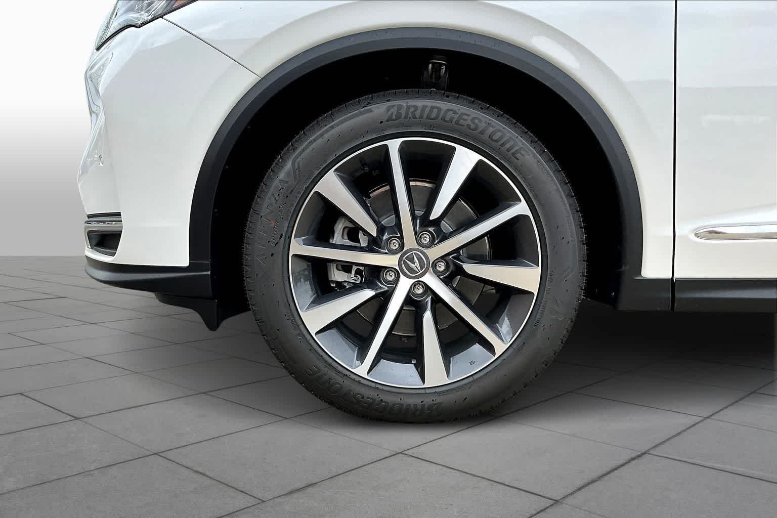 New 2026 Platinum White Pearl Acura w/Technology Package image 9