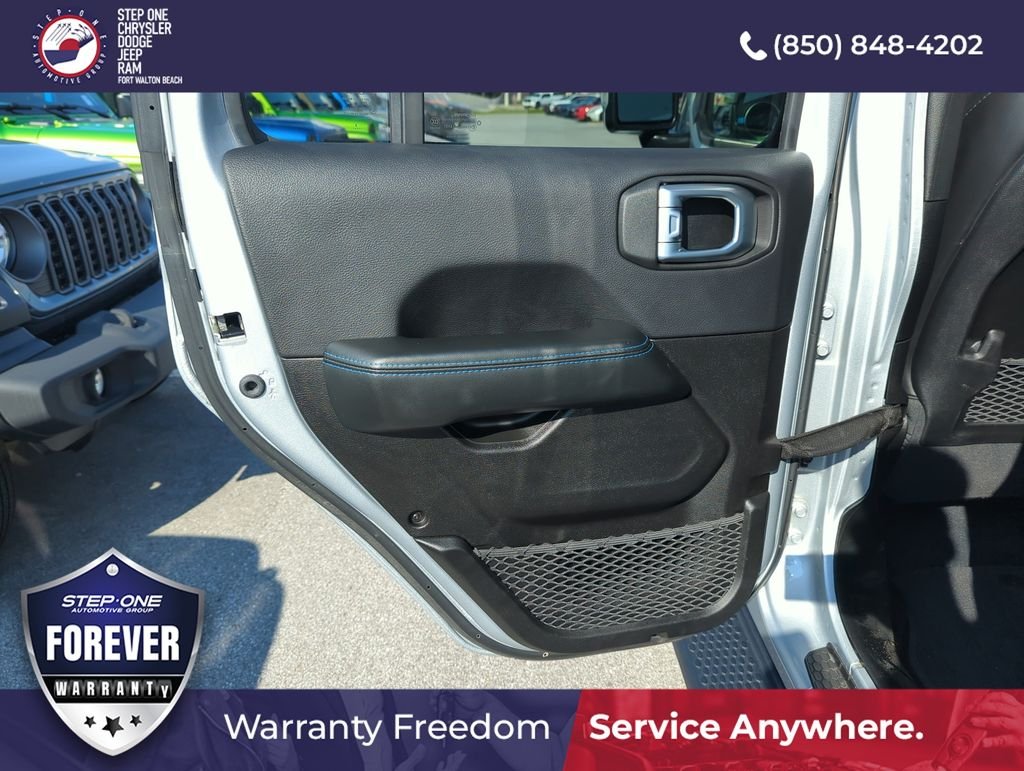 Used 2024 Silver Jeep High Altitude 4xe image 24