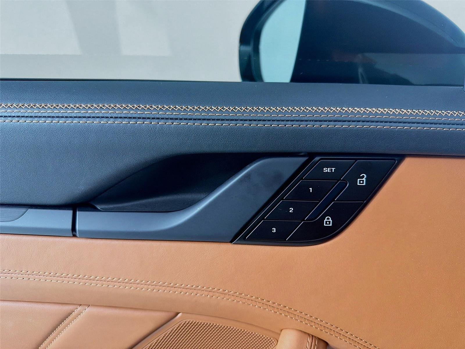 Used 2026  PORSCHE  image 7
