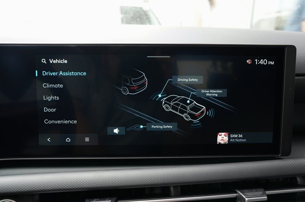 2025 Hyundai Santa Cruz SEL - Photo 18