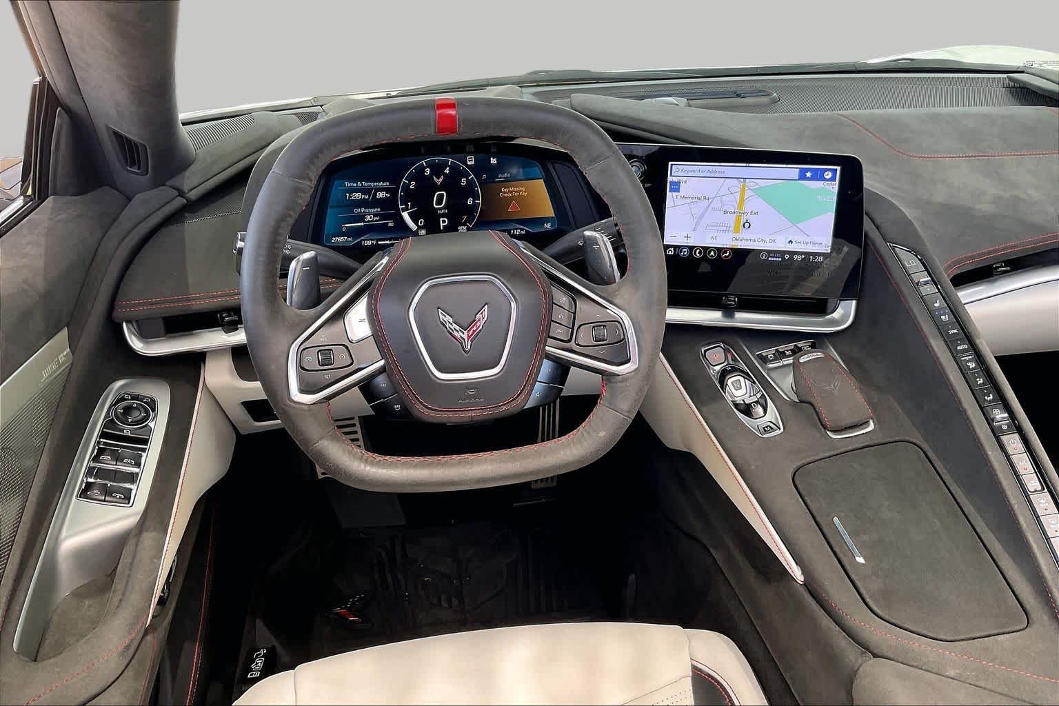 Used 2023 WHITE PEARL METALLIC TRICOAT Chevrolet 3LT image 5