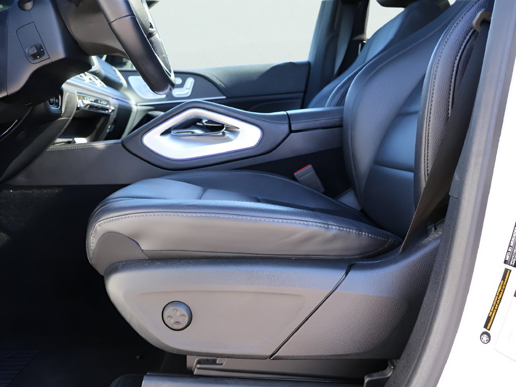 Used 2020 Polar White Mercedes-Benz GLE 350 image 39