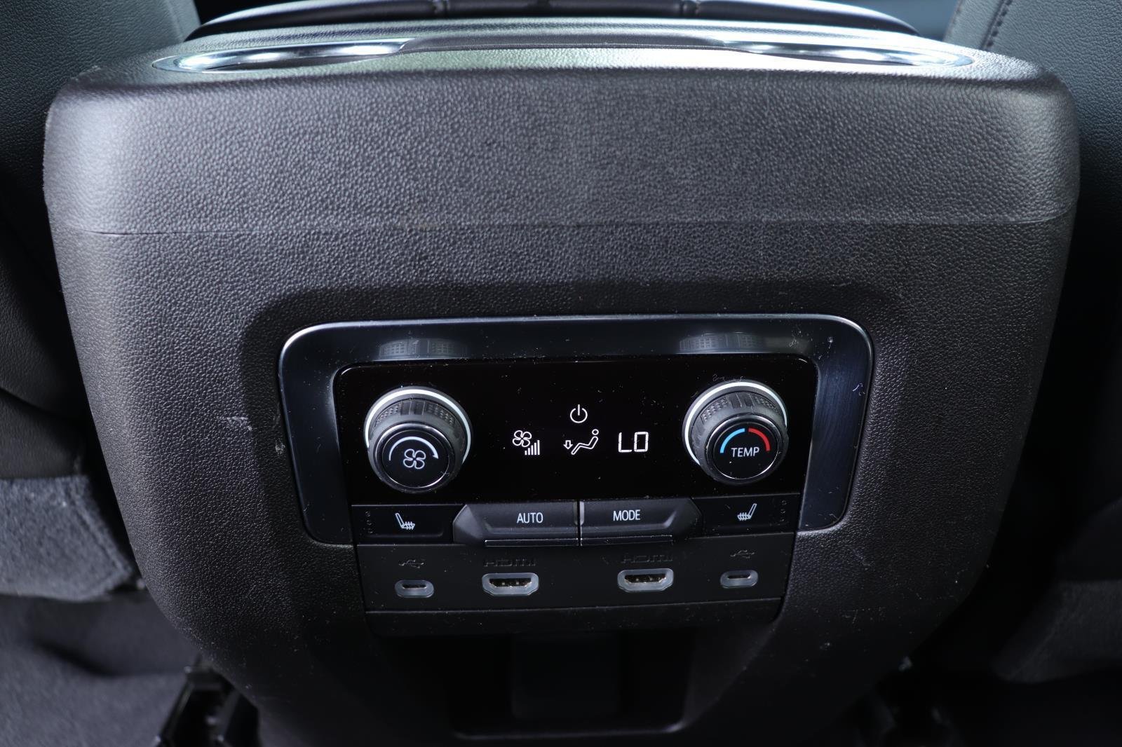 Used 2021 Iridescent Pearl Tricoat Chevrolet High Country image 24