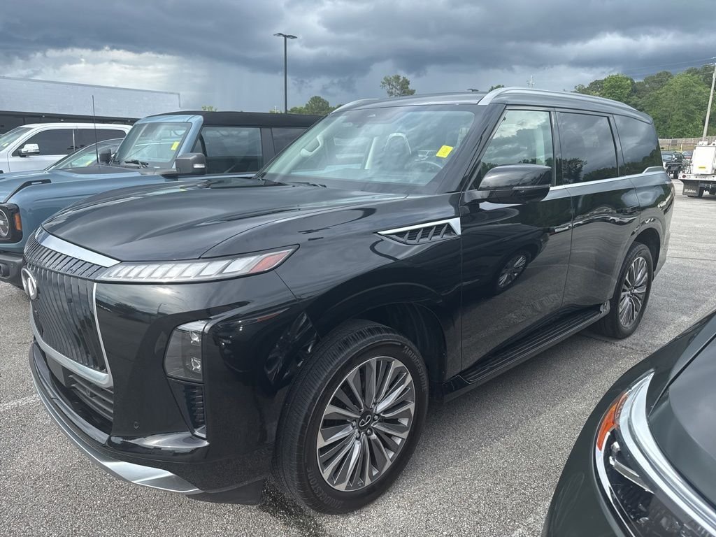 2025 INFINITI QX80 Sensory 4WD's photo