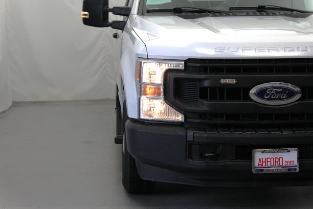 Used 2020 Oxford White Ford XL image 4
