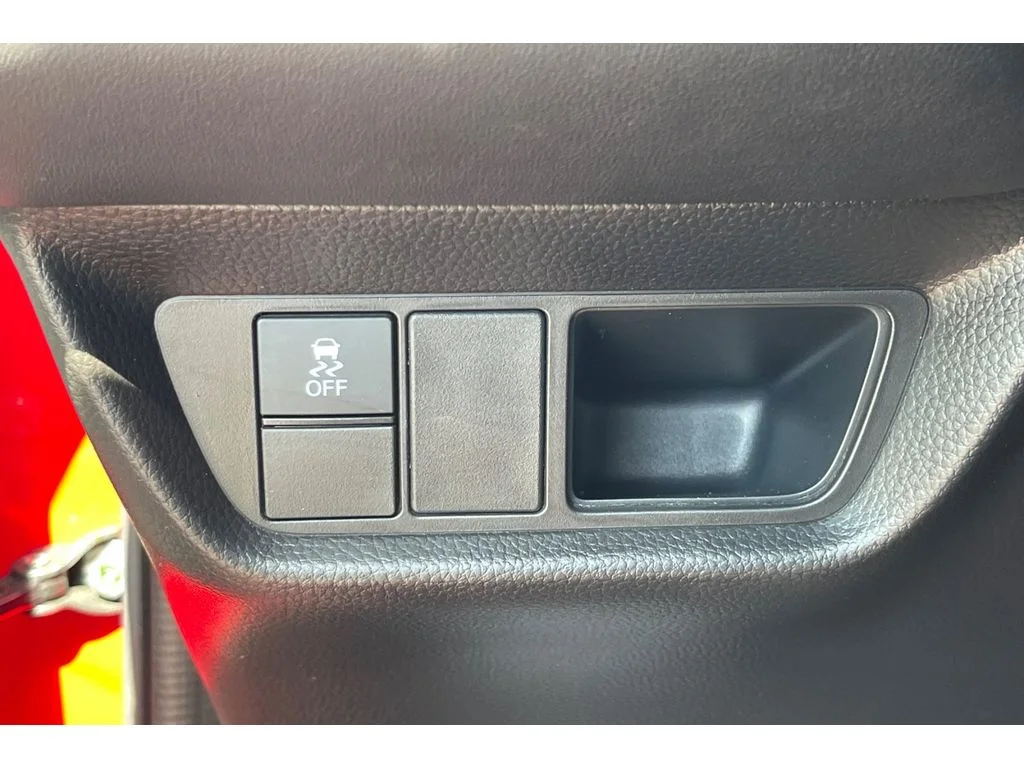Used 2025 MILANO RED Honda Sport image 38