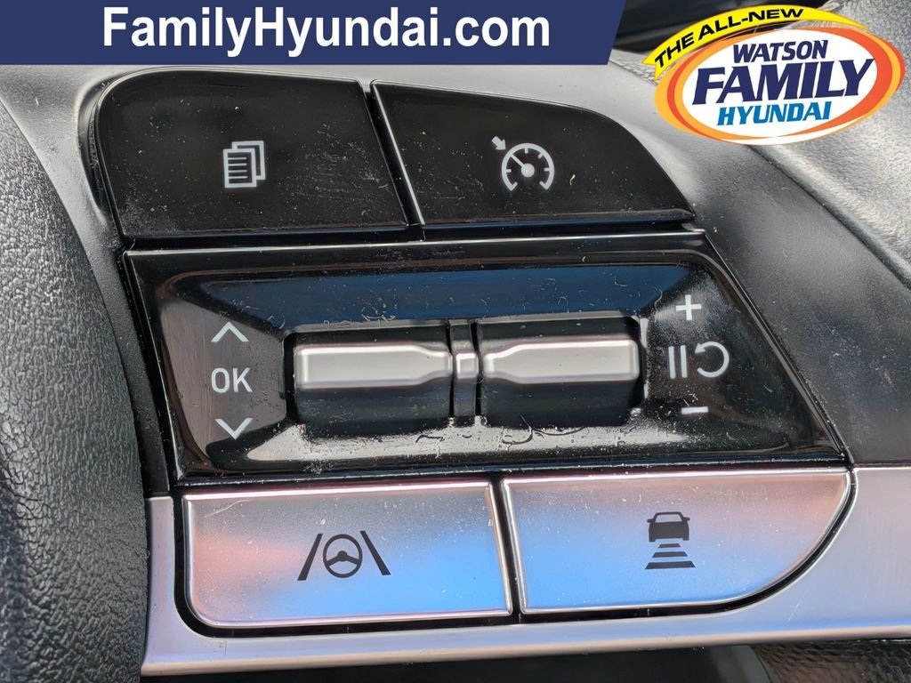 2023 Hyundai Elantra Limited - Photo 15