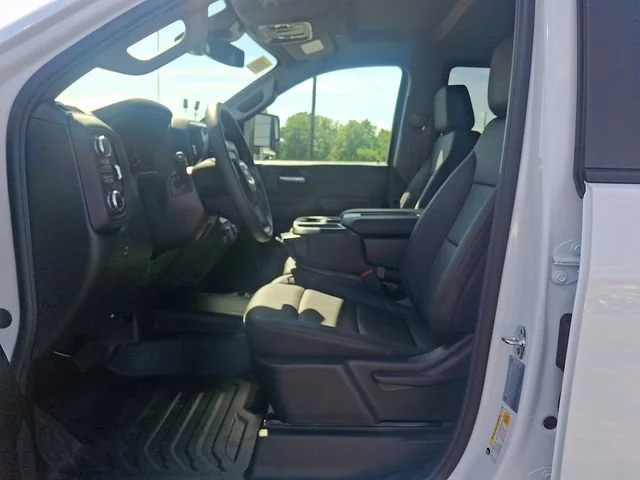 New 2026 Summit White GMC Pro image 13