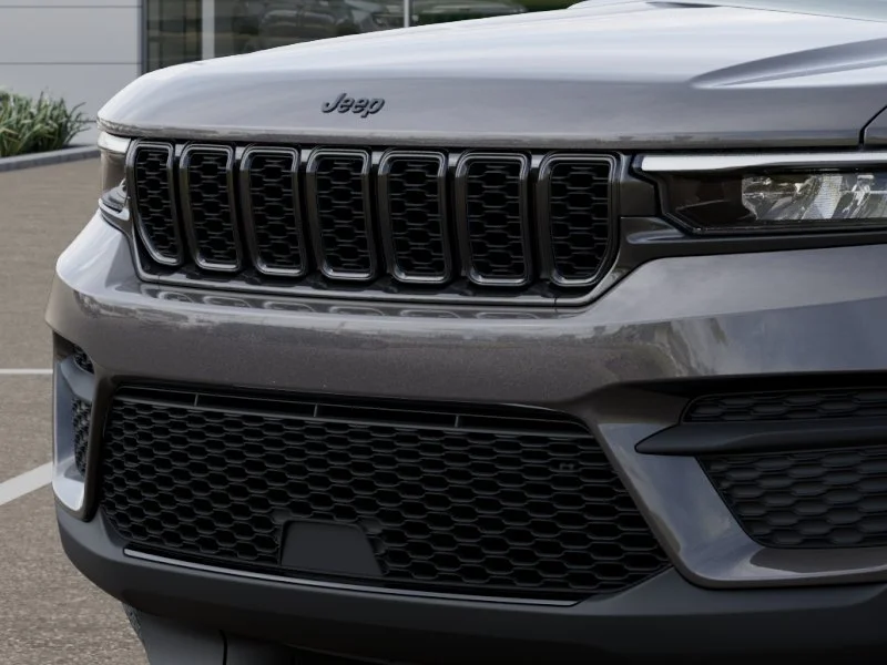 New 2025 Baltic Gray Metallic Clear-Coat Exterior Paint Jeep Altitude X image 35