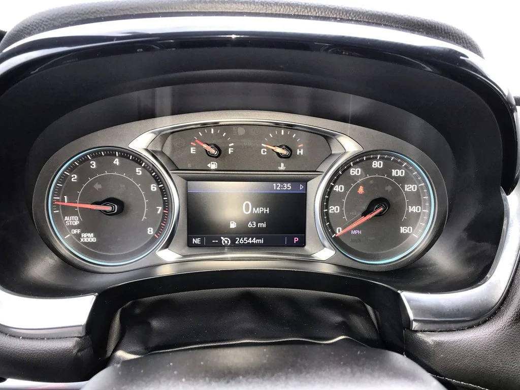 Used 2023 White Chevrolet LT image 15
