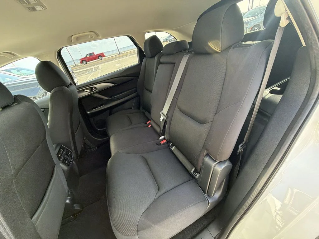 Used 2022 White Mazda Sport image 32