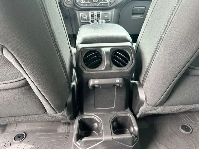 Used 2023 White Jeep Willys image 22