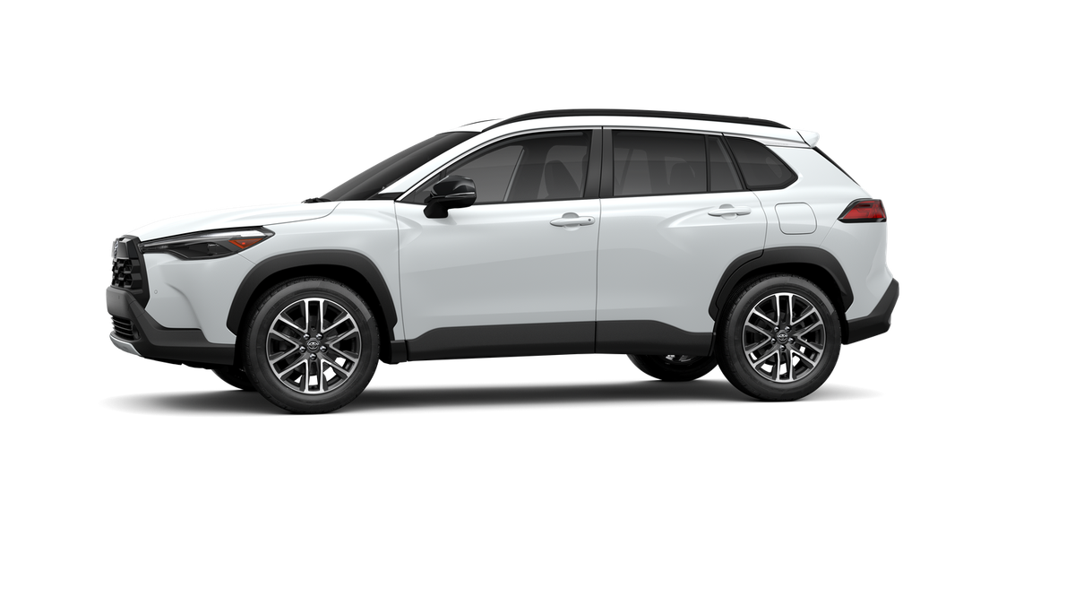New 2026 Wind Chill Pearl Toyota XLE image 3