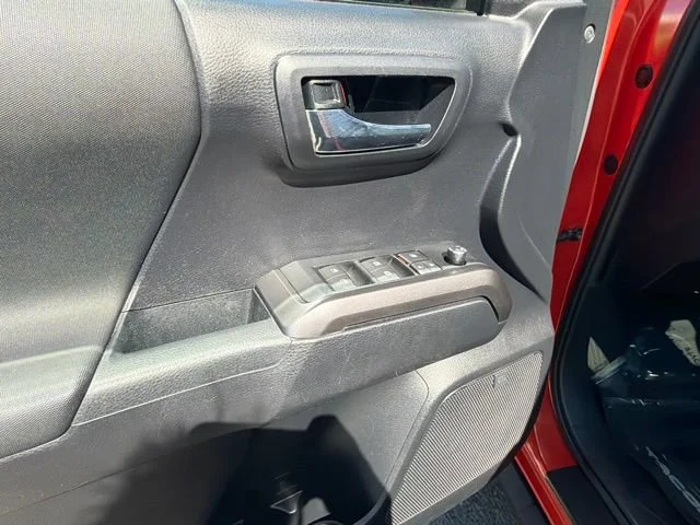 Used 2018 Inferno Red Toyota SR5 image 17