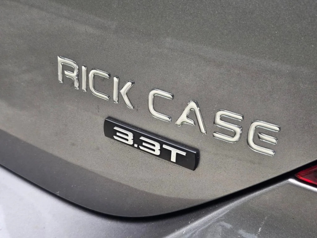 Used 2024 Silver Genesis 3.3T Sport Advanced image 10