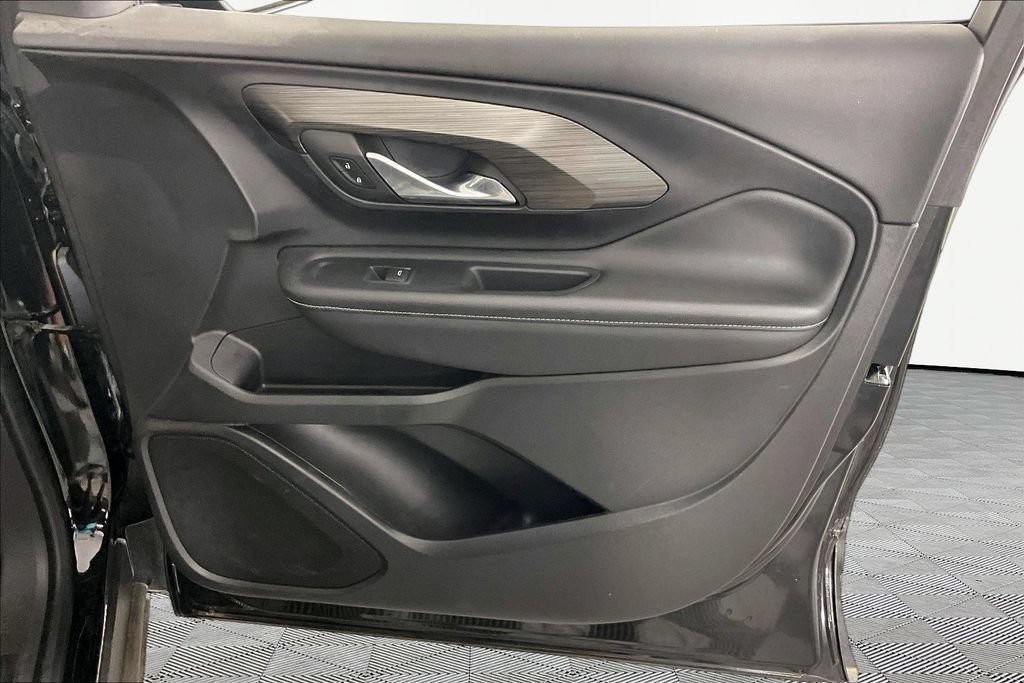 2024 GMC Terrain SLE - Photo 22