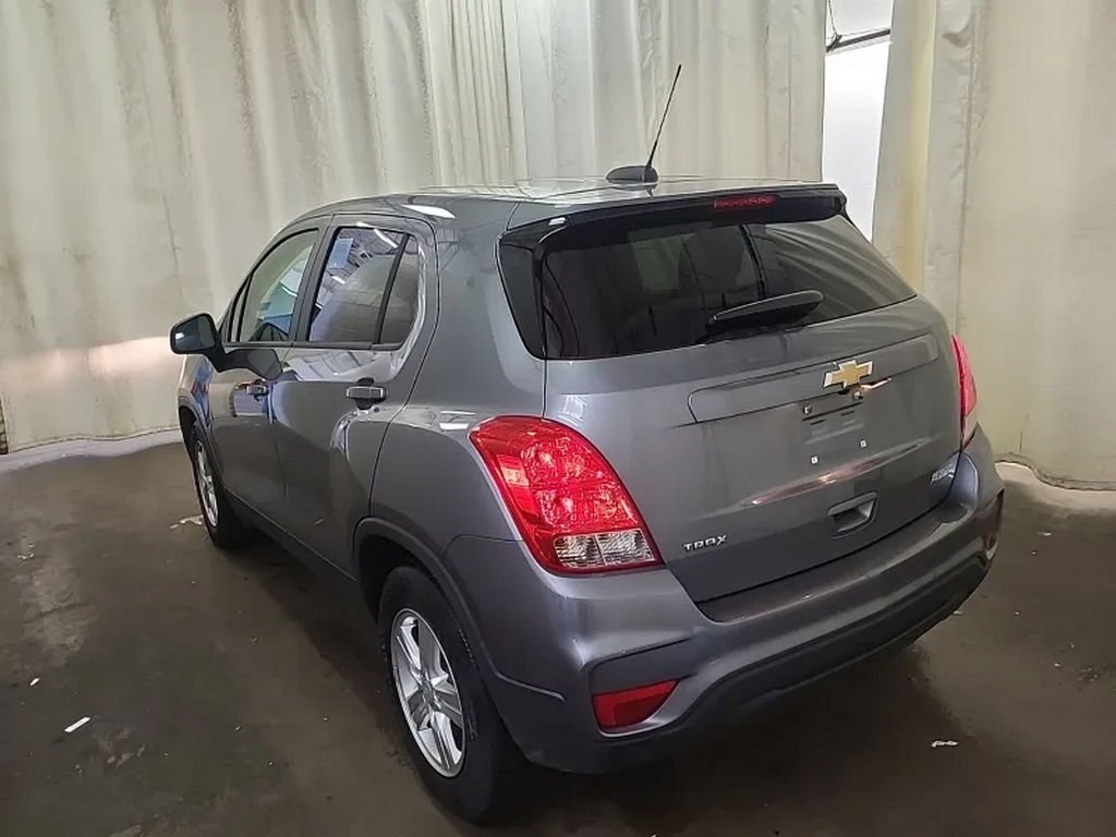 Used 2020 Chevrolet Trax LS with VIN 3GNCJKSB1LL200243 for sale in Parma, OH