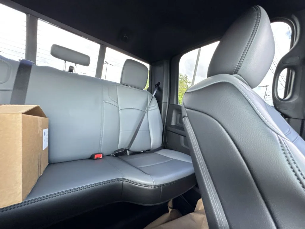 2026 RAM 3500 Chassis Tradesman - Photo 14