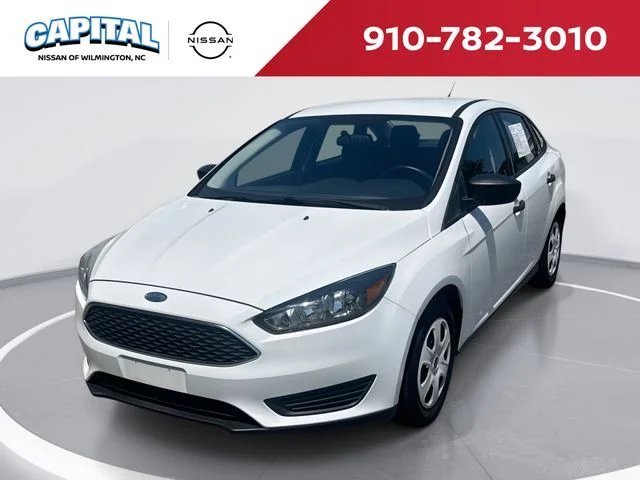 Used 2018 White Ford S image 1