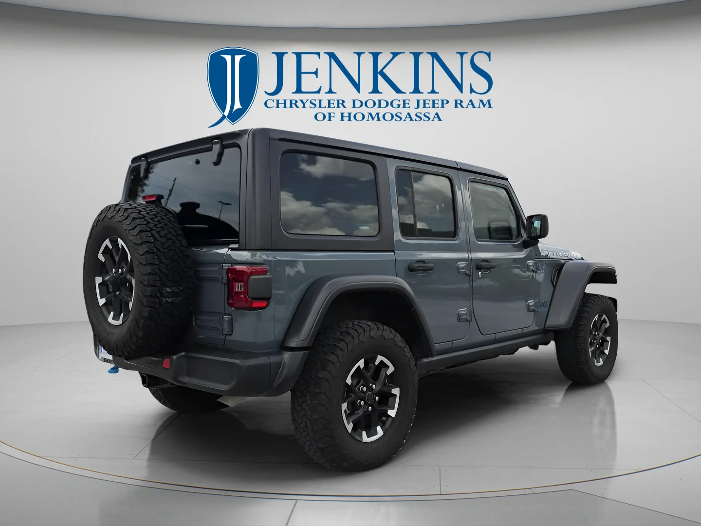 Used 2024 Anvil Clear Coat Jeep Rubicon image 5