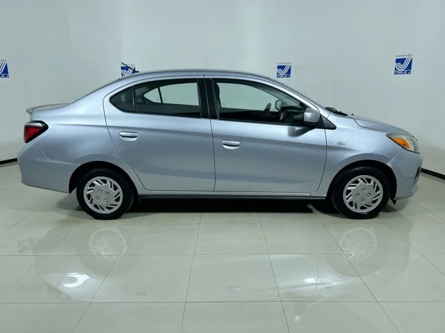 Used 2023 Starlight Silver Metallic Mitsubishi ES image 6