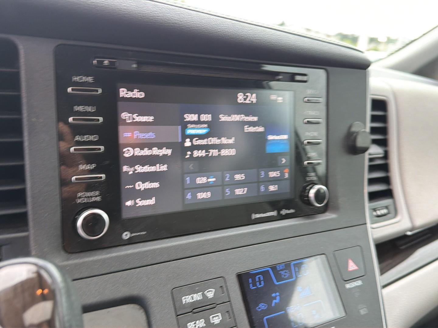 Used 2019 Celestial Silver Metallic Toyota XLE Premium 8-Passenger image 22