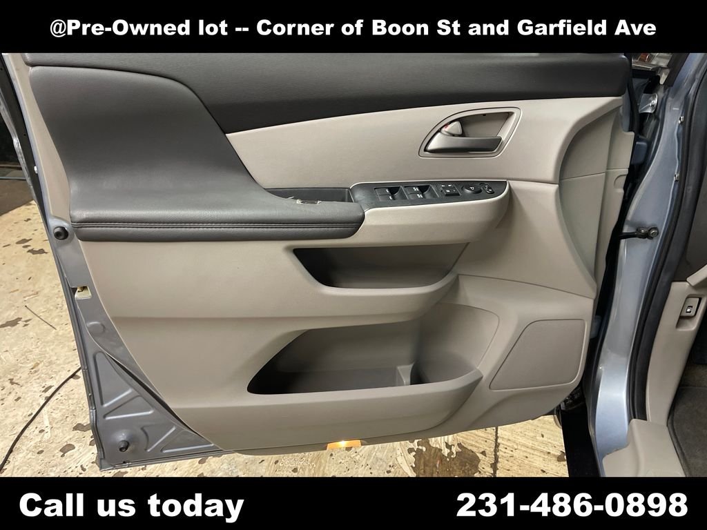 Used 2012  Honda EX-L image 14