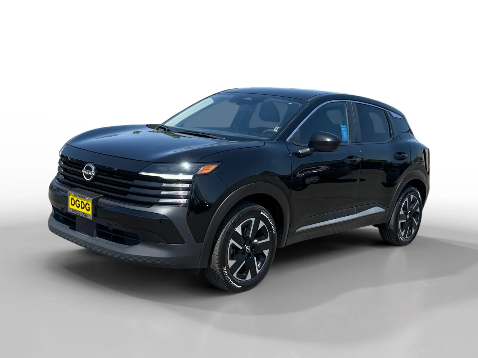 2025 Nissan Kicks 2.0 SV AWD's photo